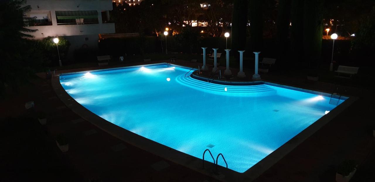 Apartment Center Salou Near Port Aventura Экстерьер фото