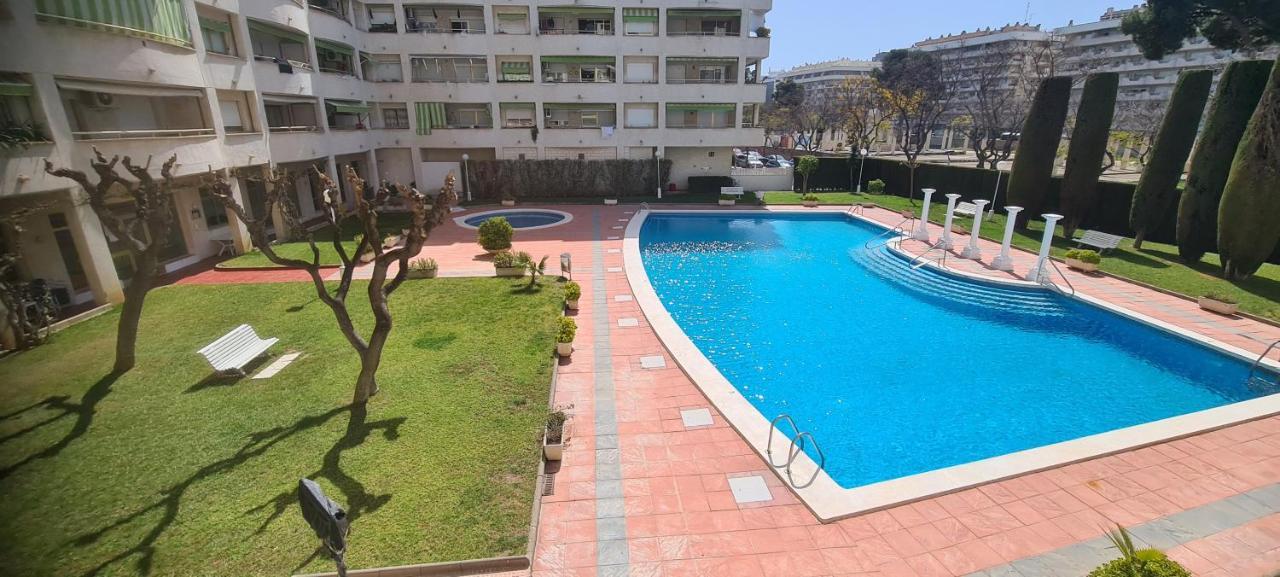 Apartment Center Salou Near Port Aventura Экстерьер фото
