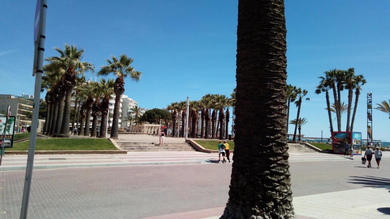 Apartment Center Salou Near Port Aventura Экстерьер фото